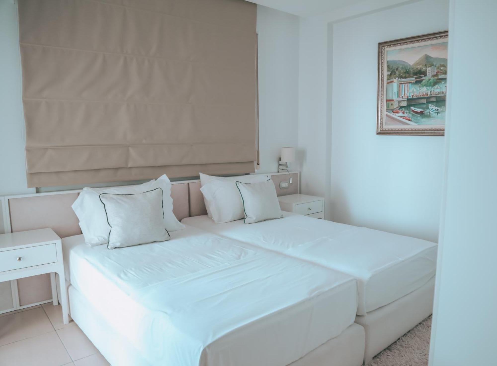 Limani Deluxe Apartments Sarandë Exterior foto